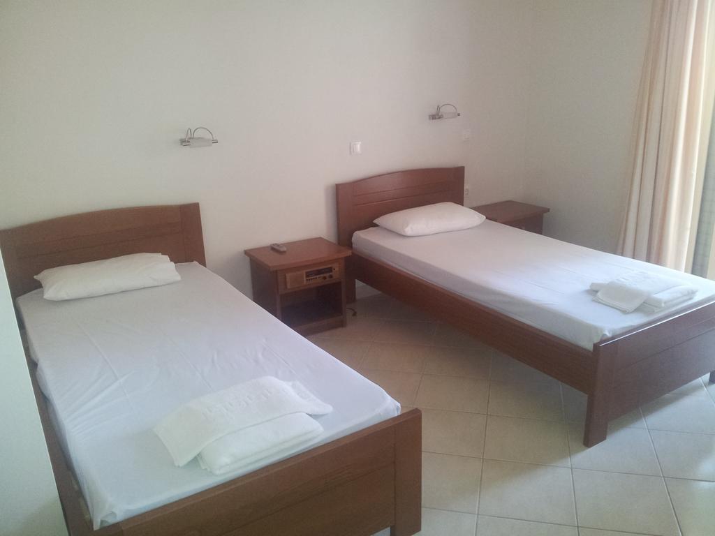 Ostria Hotel Palekastro Room photo