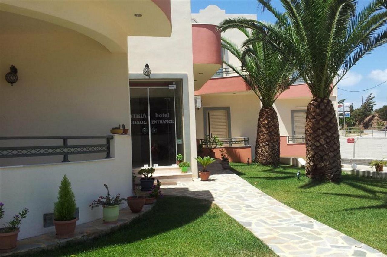 Ostria Hotel Palekastro Exterior photo